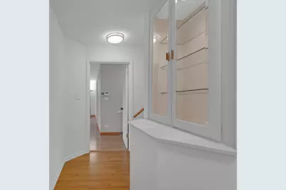 300 Boardwalk Place, Park Ridge, IL 60068 - Photo 17