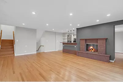 300 Boardwalk Place, Park Ridge, IL 60068 - Photo 9