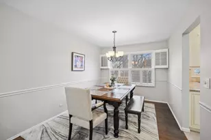 4 Athens Ct, Vernon Hills, IL 60061 - Photo 9