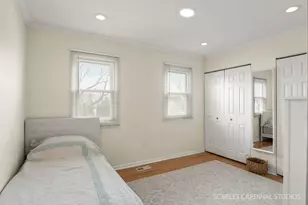 20 Shore Dr, Schaumburg, IL 60193 - Photo 17