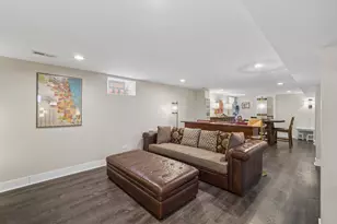 933 McDaniel Ave, Evanston, IL 60202 - Photo 17