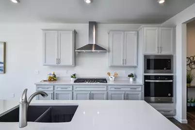 564 Thorne Street, Batavia, IL 60510 - Photo 9