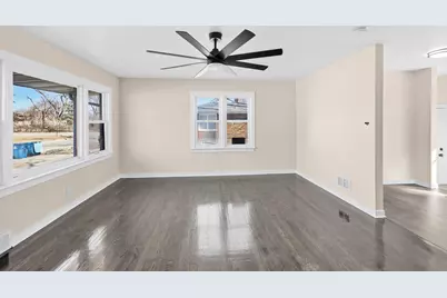 330 Hickory Street, Chicago Heights, IL 60411 - Photo 9