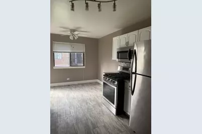 292 Middlebury Court #D1, Schaumburg, IL 60193 - Photo 3