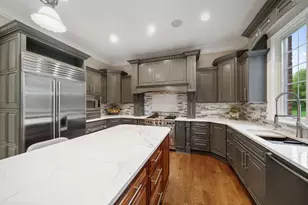 39W354 Long Meadow Ln, Saint Charles, IL 60175 - Photo 9