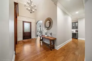 39W354 Long Meadow Ln, Saint Charles, IL 60175 - Photo 3