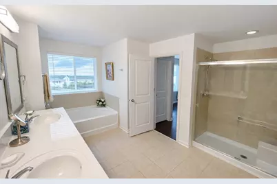 707 Brighton Drive, Pingree Grove, IL 60140 - Photo 21