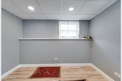 1980 Chippendale Road, Hoffman Estates, IL 60169 - Photo 13