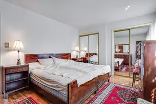 1980 Chippendale Rd, Hoffman Estates, IL 60169 - Photo 17