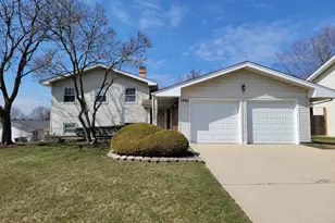 1980 Chippendale Rd, Hoffman Estates, IL 60169 - Photo 23