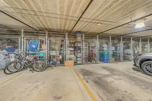 935 Burlington Ave, Downers Grove, IL 60515 - Photo 23