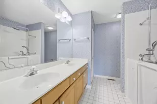7815 Bristol Park Dr, Tinley Park, IL 60477 - Photo 11