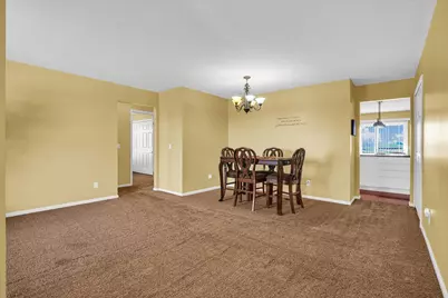 609 Pheasant Run Road, Tuscola, IL 61953 - Photo 9