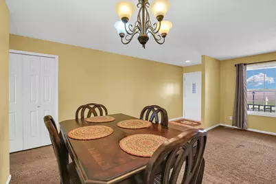 609 Pheasant Run Road, Tuscola, IL 61953 - Photo 13