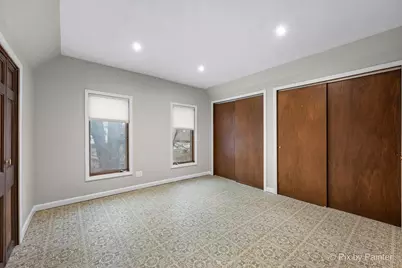 708 S 1st Street, Dekalb, IL 60115 - Photo 9