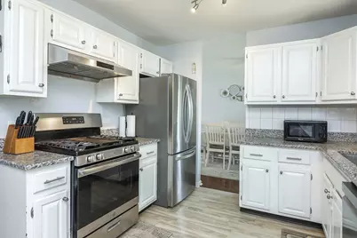 812 W Appletree Lane, Bartlett, IL 60103 - Photo 5