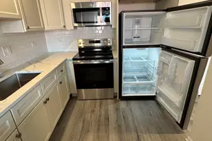 [Address not provided], Oak Park, IL 60301 - Photo 9