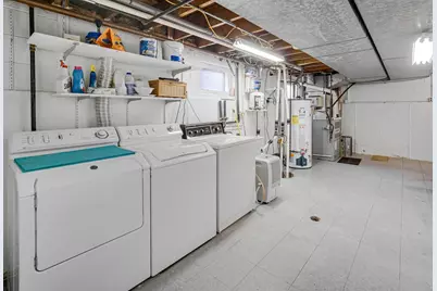 10016 Estelle Drive, Rosemont, IL 60018 - Photo 15