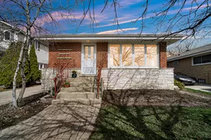 10016 Estelle Dr, Rosemont, IL 60018 - Photo 17