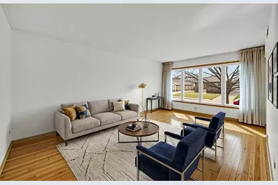 10016 Estelle Drive, Rosemont, IL 60018 - Photo 3