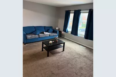 8626 Trumbull Avenue, Skokie, IL 60076 - Photo 3