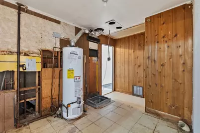 7911 45th Street, Lyons, IL 60534 - Photo 11