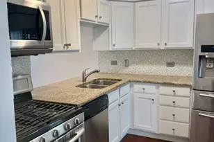 1636 Estate Cir, Naperville, IL 60565 - Photo 3