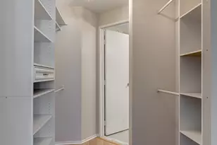 195 N Harbor Dr, Chicago, IL 60601 - Photo 27