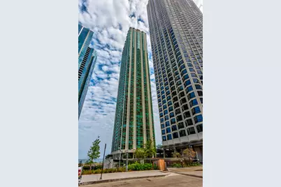 195 N Harbor Drive #401, Chicago, IL 60601 - Photo 1