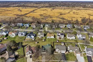 2124 Baldwin Ln, Hanover Park, IL 60133 - Photo 23