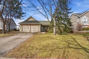 2124 Baldwin Ln, Hanover Park, IL 60133 - Photo 1