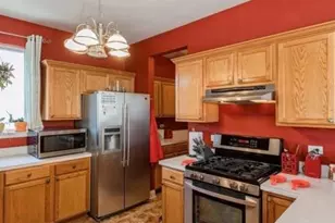 3328 Holden Cir, Matteson, IL 60443 - Photo 5