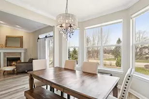 704 Brighton Cir, Port Barrington, IL 60010 - Photo 15