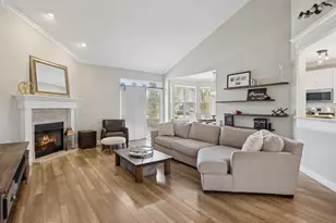 704 Brighton Cir, Port Barrington, IL 60010 - Photo 3