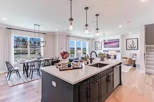 705 Pomfret Ct, Oswego, IL 60543 - Photo 9