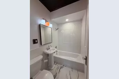 1329 W Addison Street #3A, Chicago, IL 60613 - Photo 9