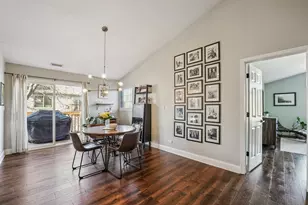 1078 Park Hill Cir, Aurora, IL 60502 - Photo 7