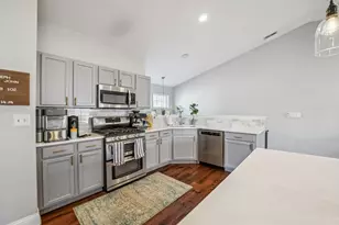 1078 Park Hill Cir, Aurora, IL 60502 - Photo 5