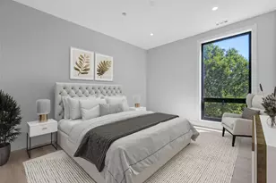 3953 W Dakin St, Chicago, IL 60618 - Photo 17