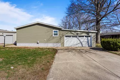 595 Bureau Street, Mahomet, IL 61853 - Photo 1
