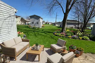 172 N Jackson Ave, Bradley, IL 60915 - Photo 17