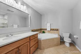 700 Juniper Ln, Lake in the Hills, IL 60156 - Photo 17