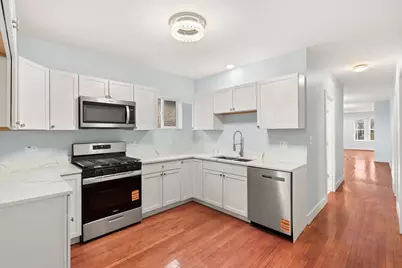 8411 S Dante Avenue, Chicago, IL 60619 - Photo 13