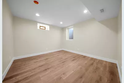 12750 S Aberdeen Street S, Calumet Park, IL 60827 - Photo 17