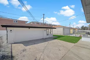 12750 S Aberdeen St, Calumet Park, IL 60827 - Photo 25