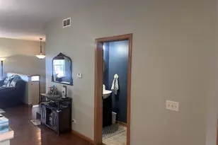 2204 Concord Dr, Sycamore, IL 60178 - Photo 7