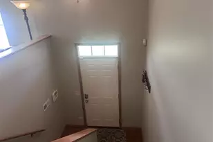 2204 Concord Dr, Sycamore, IL 60178 - Photo 9