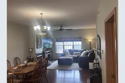 2204 Concord Drive #2204, Sycamore, IL 60178 - Photo 3