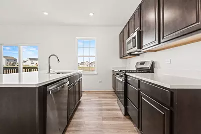 413 Hathaway Lane, Oswego, IL 60543 - Photo 7