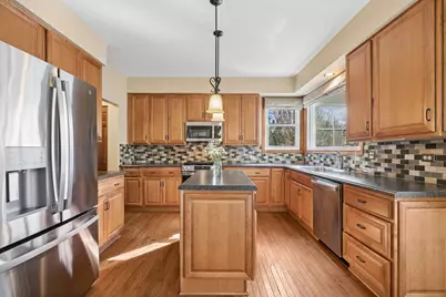 1508 Lilac Drive, Crystal Lake, IL 60014 - Photo 9